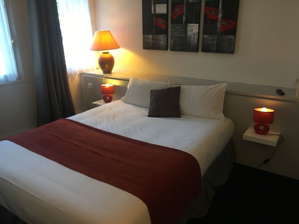Vieille Tour Centre 2* Rouen