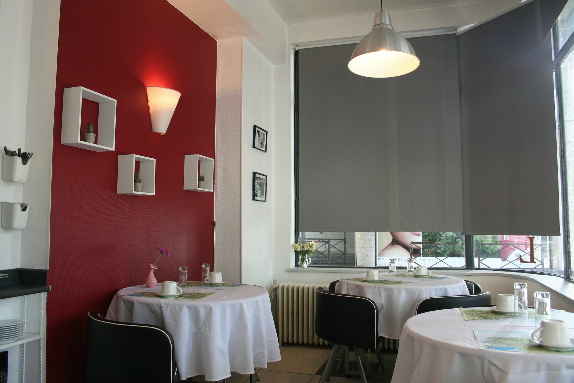 Vieille Tour Centre Hotel 2*